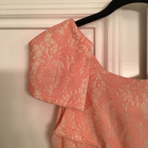 L'ATISTE Dresses & Skirts - NWOT L’ATISTE by Amy Dress